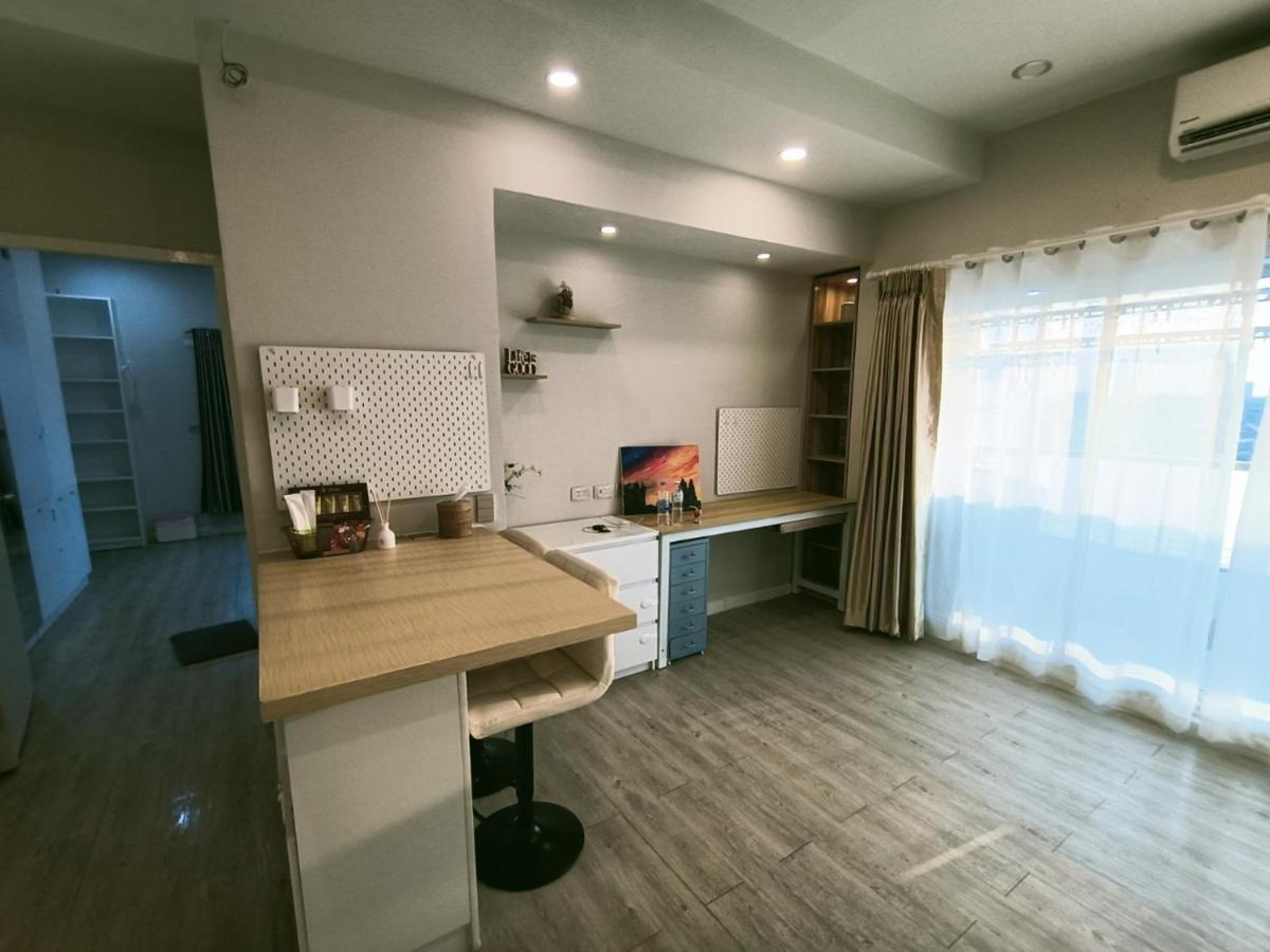 溫馨小屋 Бангкок Экстерьер фото