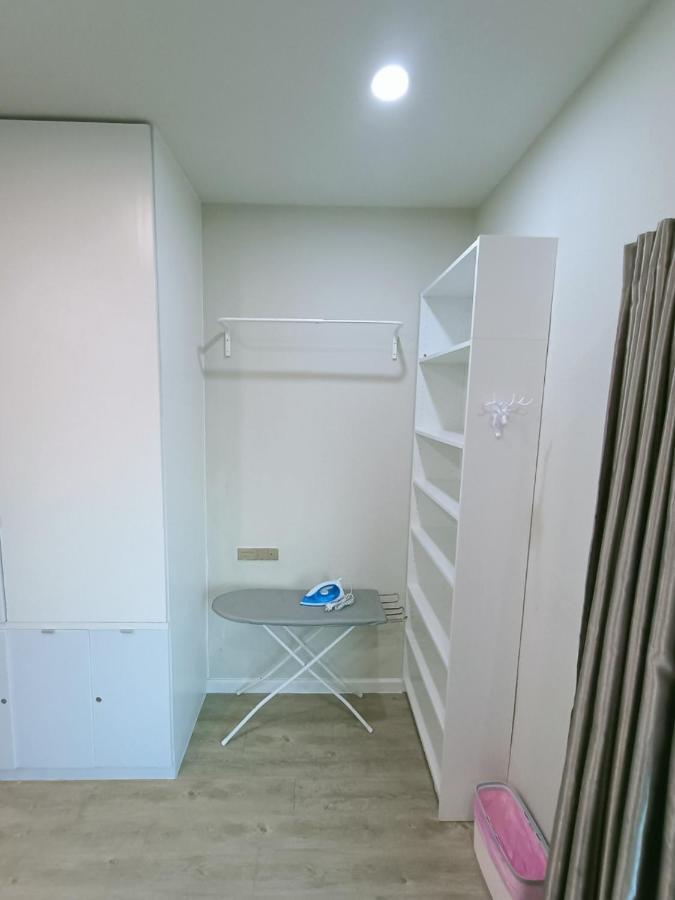 溫馨小屋 Бангкок Экстерьер фото